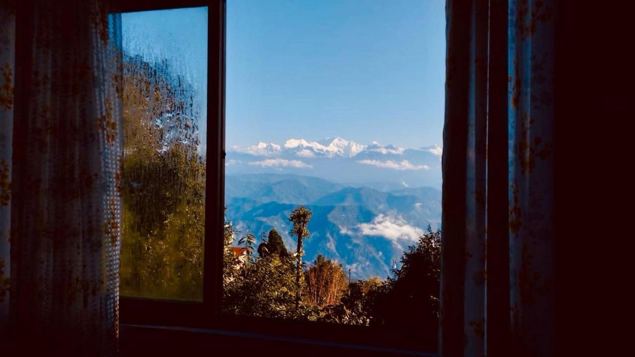 Forest Lodge - 80 Mts From Mall Road 大吉岭 外观 照片