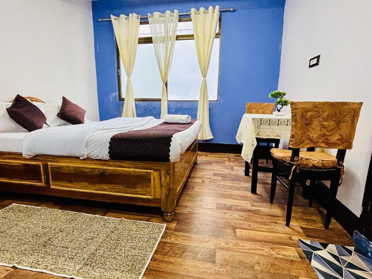 Forest Lodge - 80 Mts From Mall Road 大吉岭 外观 照片