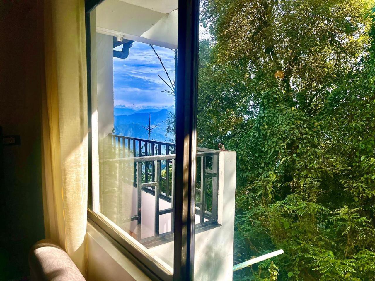 Forest Lodge - 80 Mts From Mall Road 大吉岭 外观 照片